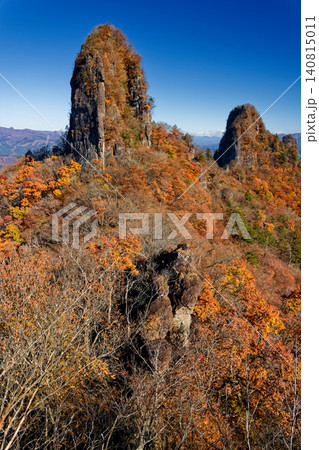 紅葉の裏妙義の岩峰群 紅葉の裏妙義の岩峰群 140815011