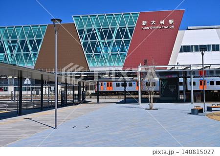 新大村駅 西口(さざなみ口)(西九州新幹線 長崎県大村市) 新大村駅 西口(さざなみ口)(西九州新幹線 長崎県大村市) 140815027