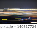 離陸滑走する飛行機 140817724