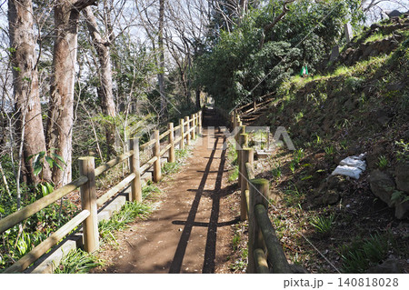 田子山富士塚 北側の遊歩道(埼玉県志木市) 田子山富士塚 北側の遊歩道(埼玉県志木市) 140818028