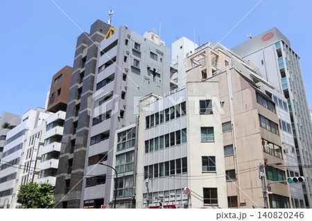 神田 街並み 神田 街並み 140820246