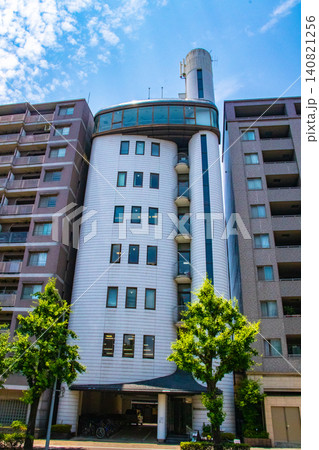 【京都風景】堀川通りの空とビル群(堀川丸太町から堀川今出川まで) 【京都風景】堀川通りの空とビル群(堀川丸太町から堀川今出川まで) 140821256