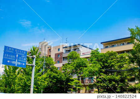 【京都風景】堀川通りの空とビル群（堀川丸太町から堀川今出川まで） 140822524