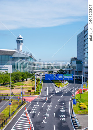 《中部国際空港セントレア》第2ターミナルから望む第1ターミナル方面の風景 《中部国際空港セントレア》第2ターミナルから望む第1ターミナル方面の風景 140823307