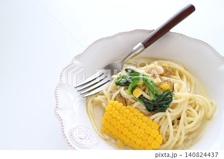コーンクリームパスタ コーンクリームパスタ 140824437