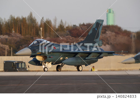 F-2戦闘機 140824833