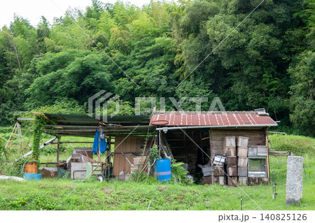 日本の岡山県玉野市の古くてとても美しい建物 日本の岡山県玉野市の古くてとても美しい建物 140825126