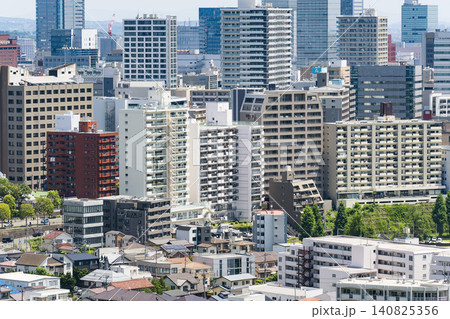 新緑の仙台市全景 140825356
