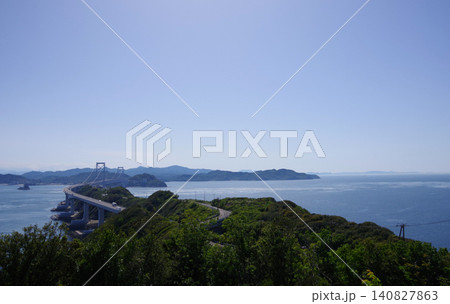 兵庫県南あわじ市 うずまちテラスから大鳴門橋・島田島・八栗山方面を望む 兵庫県南あわじ市 うずまちテラスから大鳴門橋・島田島・八栗山方面を望む 140827863