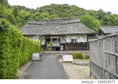 大鐘家(静岡県牧之原市)長屋門 大鐘家(静岡県牧之原市)長屋門 140828473