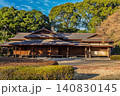 皇居東御苑に建つ優美な伝統木造建築「諏訪茶屋」の美しい佇まい 2023年12月 140830145