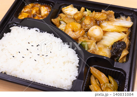 美味しい八宝菜の中華弁当 140831084
