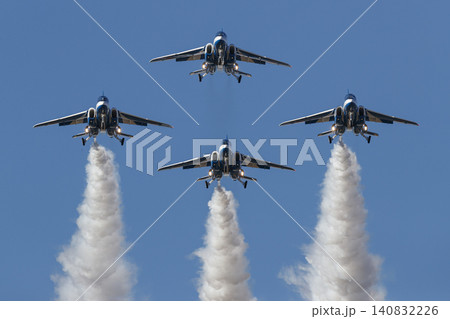 航空自衛隊T-4ブルーインパルスのダーティーローパス 航空自衛隊T-4ブルーインパルスのダーティーローパス 140832226