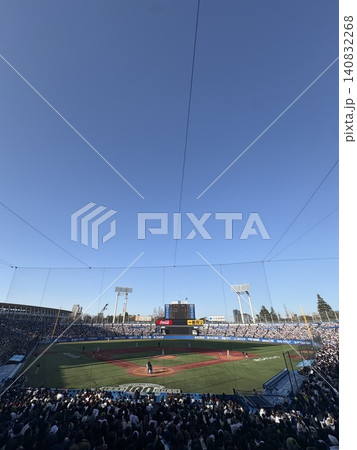 スタジアムから見た野球風景 スタジアムから見た野球風景 140832268