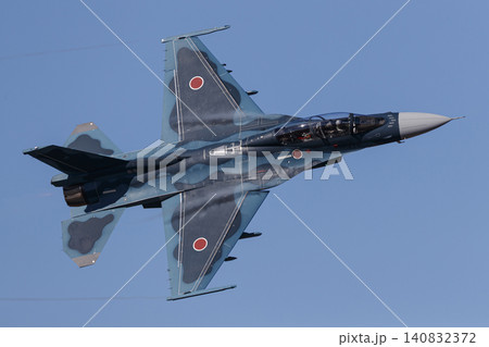 F-2戦闘機の機動飛行 F-2戦闘機の機動飛行 140832372