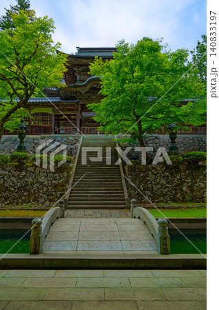 永平寺 山門より中雀門 仏殿方面を望む 永平寺 山門より中雀門 仏殿方面を望む 140833197