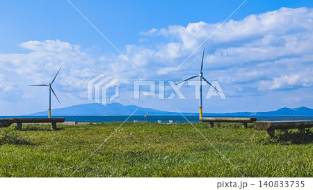 飯島サンセットパークの洋上風力発電と男鹿半島 飯島サンセットパークの洋上風力発電と男鹿半島 140833735