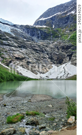 Jostedalsbreen, one of the largest glaciers in Norway. It is located between the Sognefjord and Nordfjord fjords Jostedalsbreen, one of the largest glaciers in Norway. It is located between the Sognefjord and Nordfjord fjords 140834029