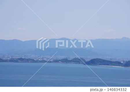 兵庫県南あわじ市 うずの丘から徳島市の市街地と眉山方面を望む 兵庫県南あわじ市 うずの丘から徳島市の市街地と眉山方面を望む 140834332