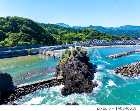弁天岩(新潟県糸魚川市) 弁天岩(新潟県糸魚川市) 140840019