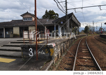 富山地方鉄道　本線　立山線　寺田駅 140842631