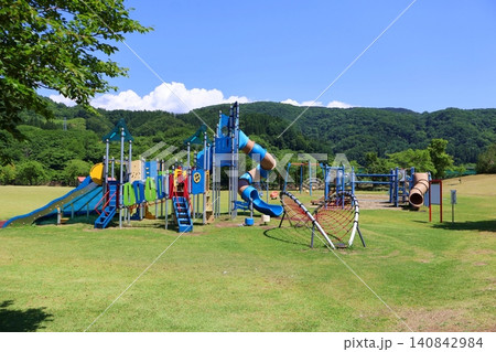 虹の湖公園の遊具たち 虹の湖公園の遊具たち 140842984