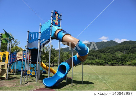 虹の湖公園の遊具たち 虹の湖公園の遊具たち 140842987