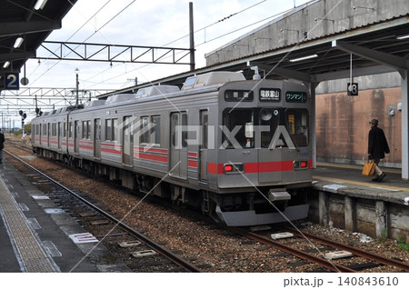 富山地方鉄道 本線 上市駅 富山地方鉄道 本線 上市駅 140843610