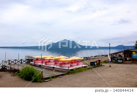 支笏湖　ヒメマス　山線鉄橋　支笏湖観光船　カルデラ湖　北海道観光　ポロピナイ園地　支笏洞爺国立公園 140844414