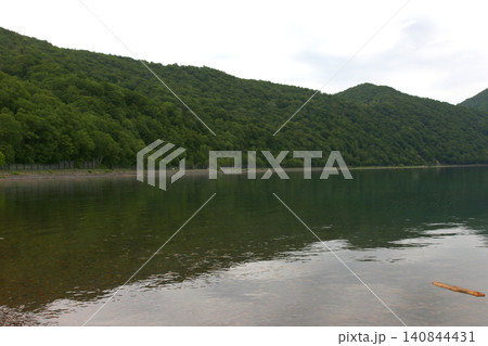 支笏湖　ヒメマス　山線鉄橋　支笏湖観光船　カルデラ湖　北海道観光　ポロピナイ園地　支笏洞爺国立公園 140844431