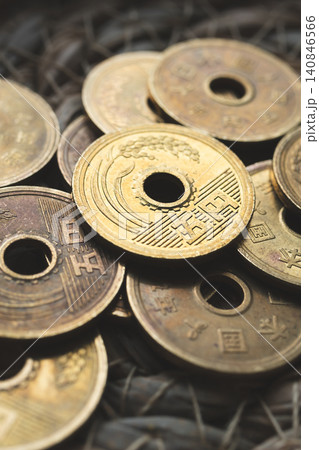5円玉 五円硬貨 5円玉 五円硬貨 140846566