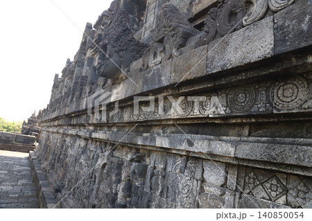 インドネシア　ジャワ島　ジョグジャカルタ　ボロブドゥール寺院　世界遺産　世界三大仏教遺跡 140850054