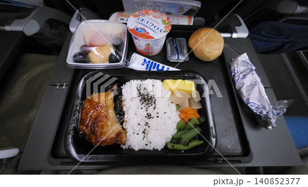 シンガポール航空 機内食 シンガポール航空 機内食 140852377