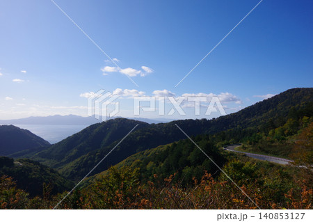 青森県むつ市 海峡ライン展望台から津軽半島方面を望む 青森県むつ市 海峡ライン展望台から津軽半島方面を望む 140853127