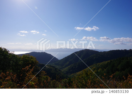 青森県むつ市 海峡ライン展望台から津軽半島方面を望む 青森県むつ市 海峡ライン展望台から津軽半島方面を望む 140853130