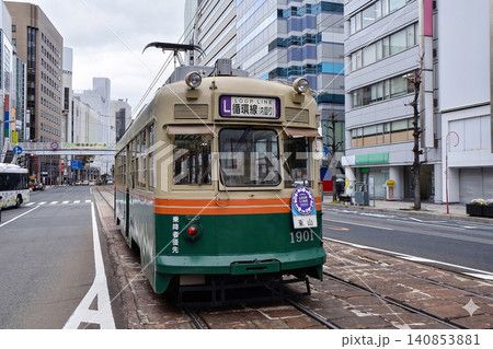 広島電鉄の路面電車 140853881