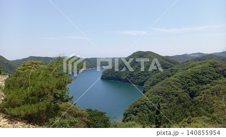 対馬　金田城　ビューポイントからの黒瀬湾方面 140855954
