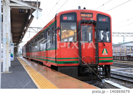【会津鉄道】AT-700形+AT-750形「AIZUマウントエクスプレス」(只見線:会津若松駅) 【会津鉄道】AT-700形+AT-750形「AIZUマウントエクスプレス」(只見線:会津若松駅) 140869879