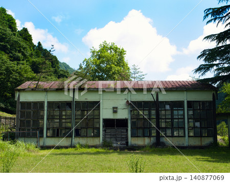 廃校になった小学校 廃校になった小学校 140877069