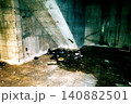 濡れている廃墟 140882501