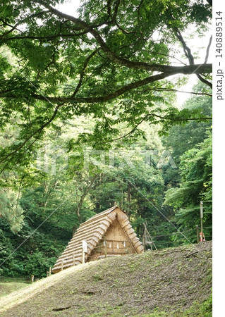金沢の夏の風物詩、伝統を守る氷室小屋 140889514