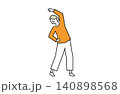 体操をするおばあさん 140898568