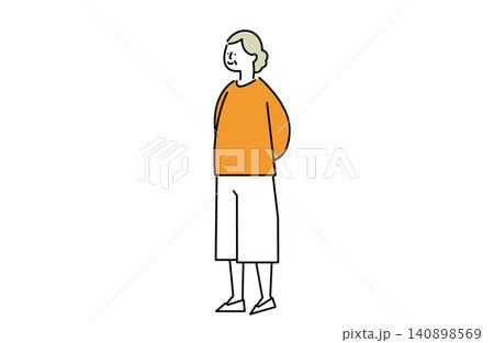 おばあさんの立ち姿 おばあさんの立ち姿 140898569