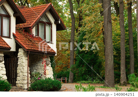 cottage front side porch with balcony court yard outdoor space cottage front side porch with balcony court yard outdoor space 140904251