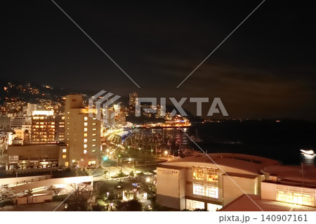 熱海のホテルから見た熱海の夜景 熱海のホテルから見た熱海の夜景 140907161