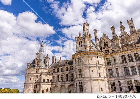 Castle of Chambord, Loire valley, France Castle of Chambord, Loire valley, France 140907470