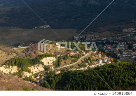 Scenic panoramic view of Cinquemiglia highland plain in Apennines mountains 140910864