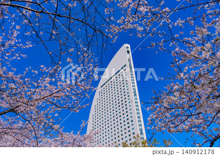 【神奈川県】横浜みなとみらい 満開の桜とインターコンチネンタル ホテル 【神奈川県】横浜みなとみらい 満開の桜とインターコンチネンタル ホテル 140912178