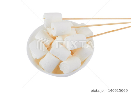 Marshmallow on wooden stick Marshmallow on wooden stick 140915069