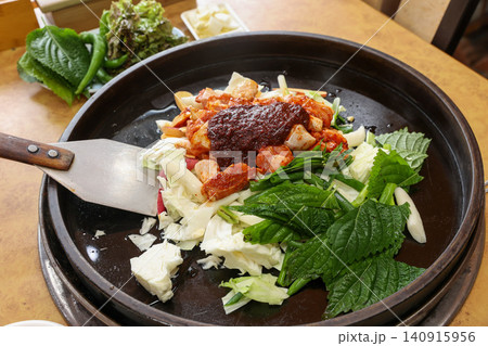 Raw Spicy Korean Chicken Stir Fry Dakgalbi with Vegetables 140915956